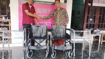 UPZ DKP Jateng Dukung Pemberdayaan Difabel melalui Bantuan Alat Bantu Jalan untuk MWF Kajen